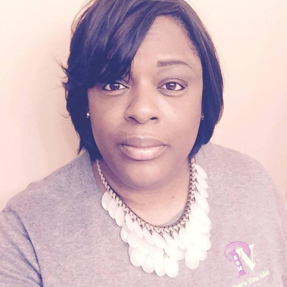 Meet your Posher, Leslie