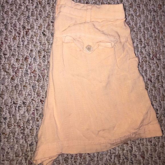 Pastel pink flowy shorts - Picture 4 of 4