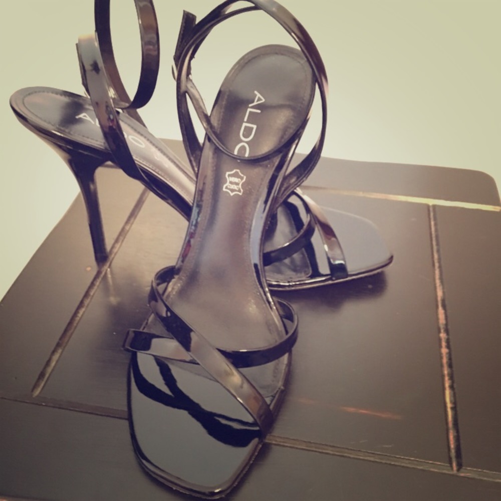 💕Aldo Ankle Strap Stiletto Heels-NWOT/B💕