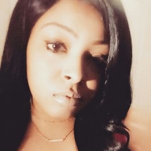 Meet your Posher, Natasha