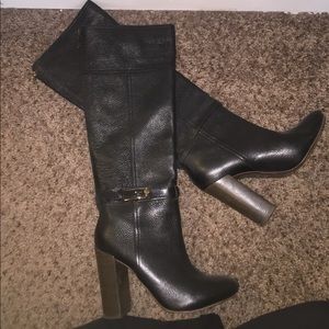 Tory Burch black leather knee-high boots! 👢