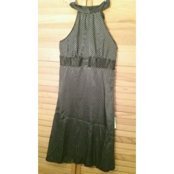 Polka Dot NWT halter dress Forever 21 size Med. - Picture 1 of 4