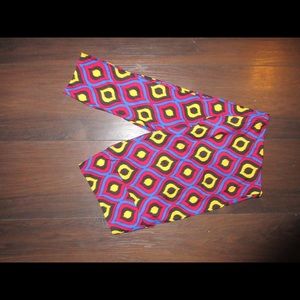TC Geometric print LuLaRoe leggings