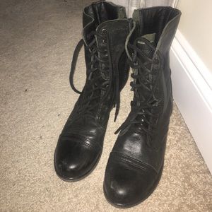 Steve Madden Troopa Boots