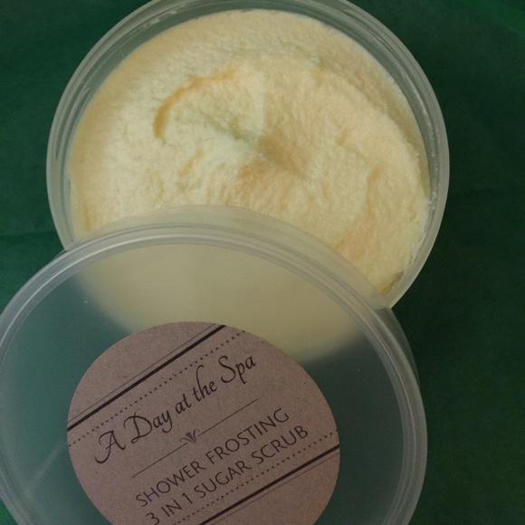 Handmade Body Butter and Sugar Scrubs. - Picture 4 of 4
