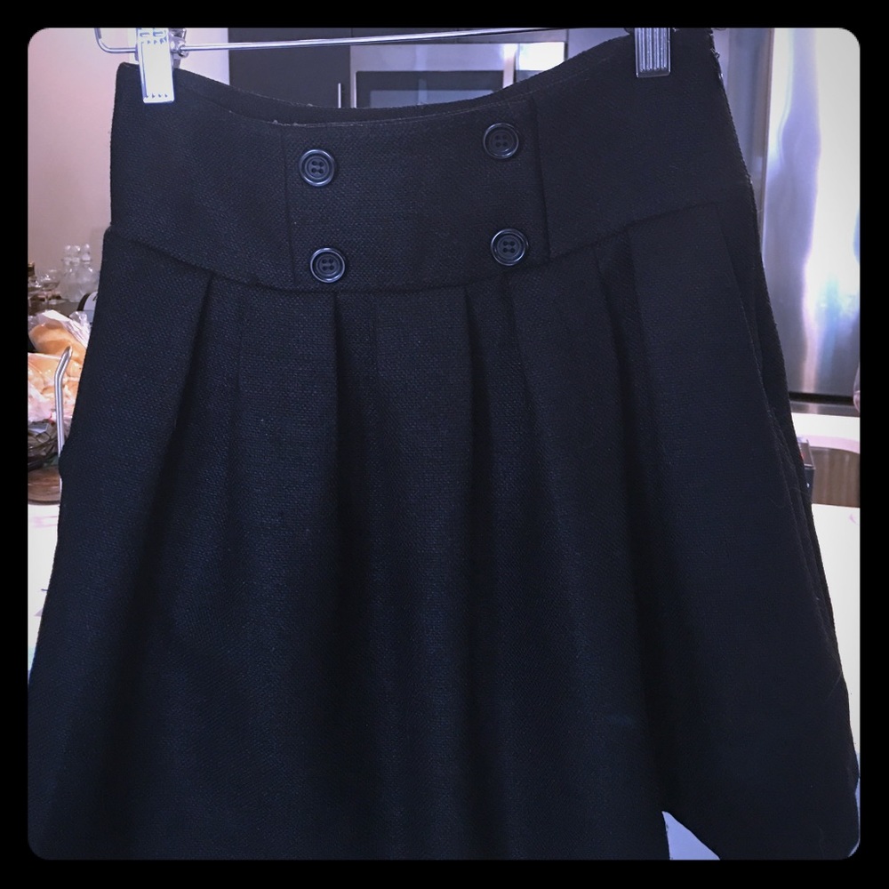 BCBG pleated skirt