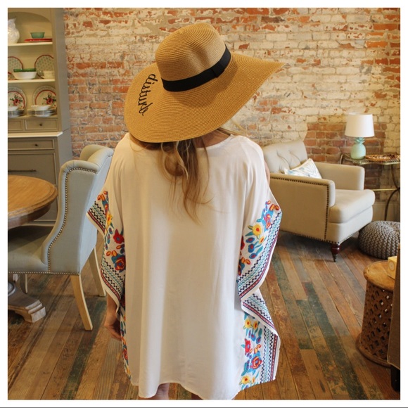 Gorgeous threaded embroidered cover up - Picture 8 of 8