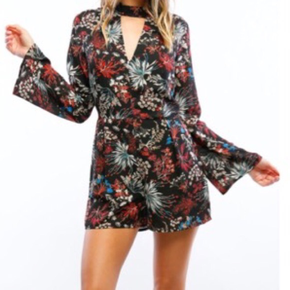 ♦️LAST ONE SALE♦️floral print chiffon romper - Picture 5 of 5