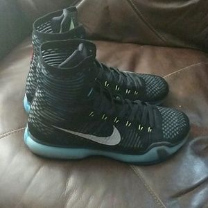 Nike Kobe X Elite *Commander* Men's Size 13
