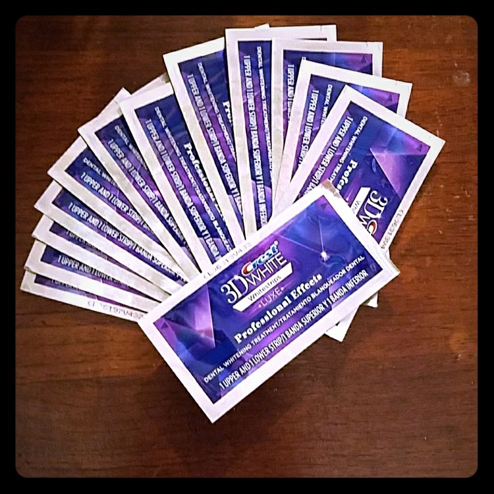 ☀SPECIAL SALE☀13 Crest 3D pro whitening strips