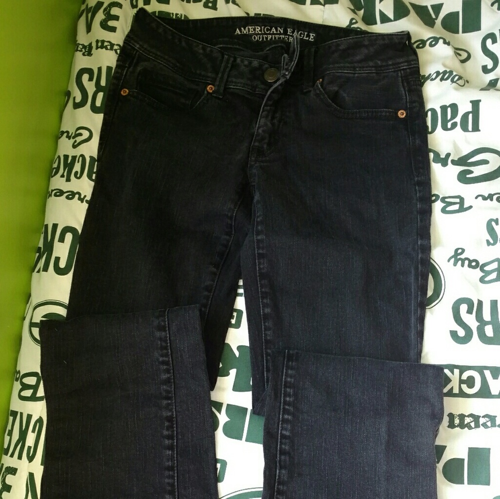 American Eagle kick boot jeans, size 6 long