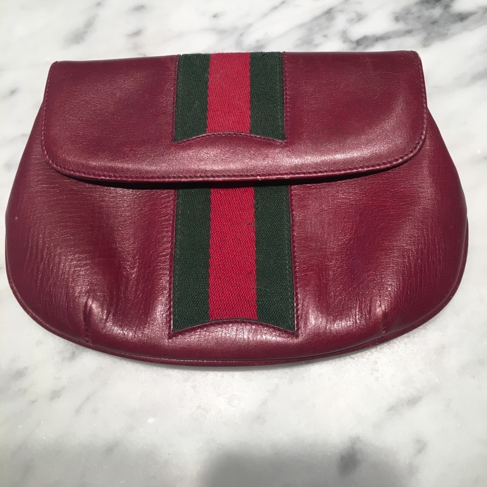 Vintage Gucci clutch