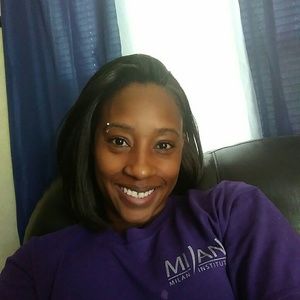 Meet your Posher, Deidra