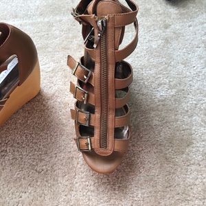 Cynthia Vincent Wedges