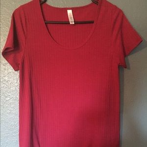 Lularoe Classic tee