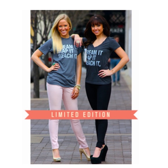 🆕 NWOT Inspirational Tee!!! - Picture 2 of 7