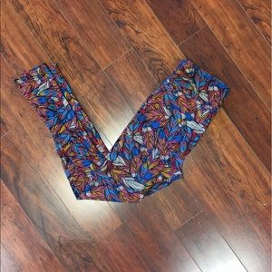 Vibrant feather OS lularoe leggings