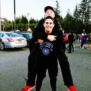 Meet your Posher, Dillon