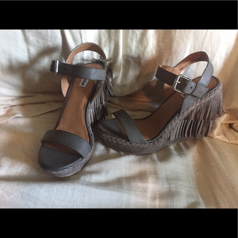 Strappy Fringed Wedges