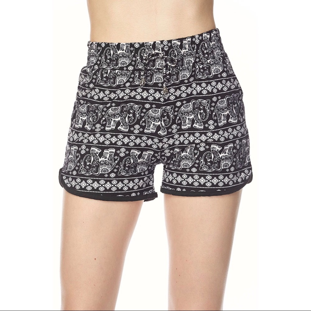 Boho Drawstring Shorts - Picture 5 of 6