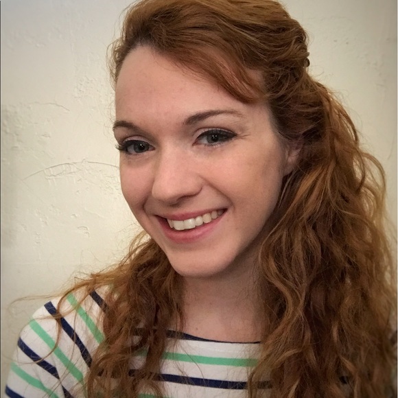 Meet your Posher, Sara - Picture 2 of 2