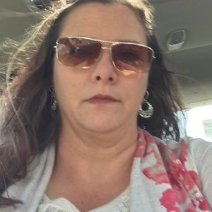 Meet your Posher, Nichole