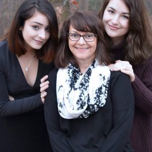 Meet your Posher, Sandy