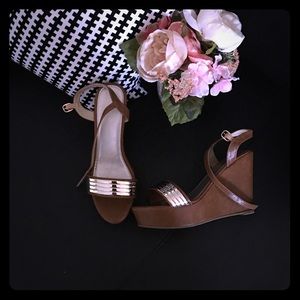Tan Wedges