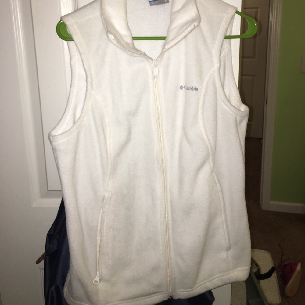 white columbia vest