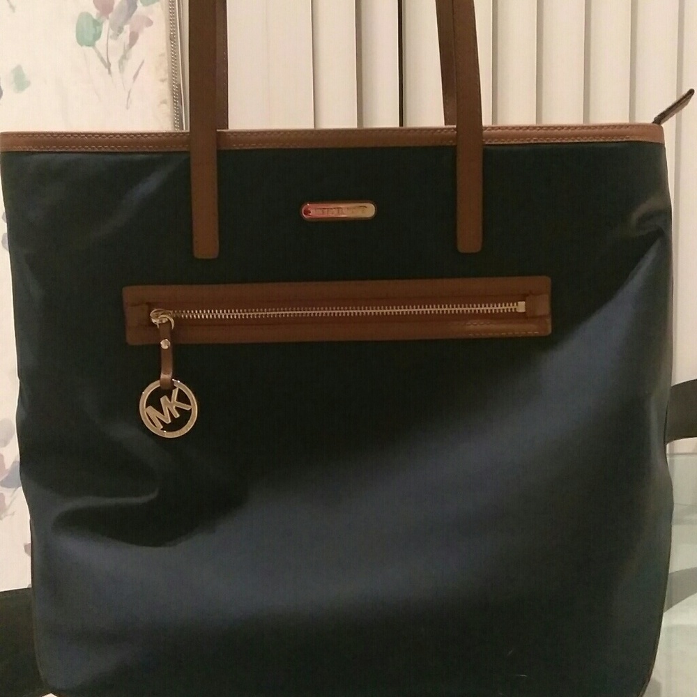 Brand New Michael Kor's Purse