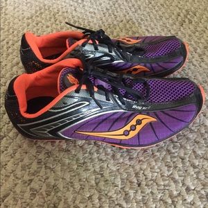 Saucony Shay running spikes