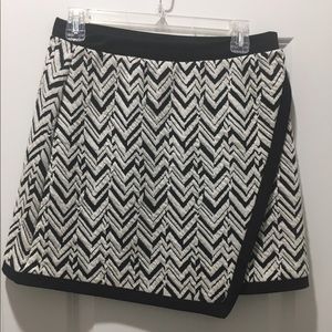 Asymmetrical skirt