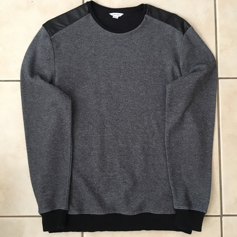 Calvin Klein Sweater
