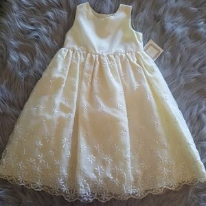 Girls dress