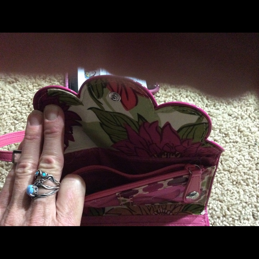 NWOT Vera Bradley checkbook wristlet wallet - Picture 4 of 6