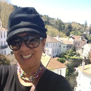 Meet your Posher, Esperanza