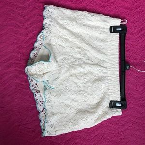 White lace shorts