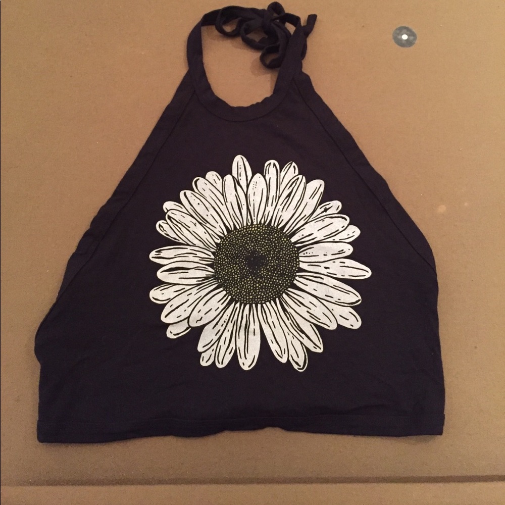 URBAN OUTFITTERS DAISY CROP TOP