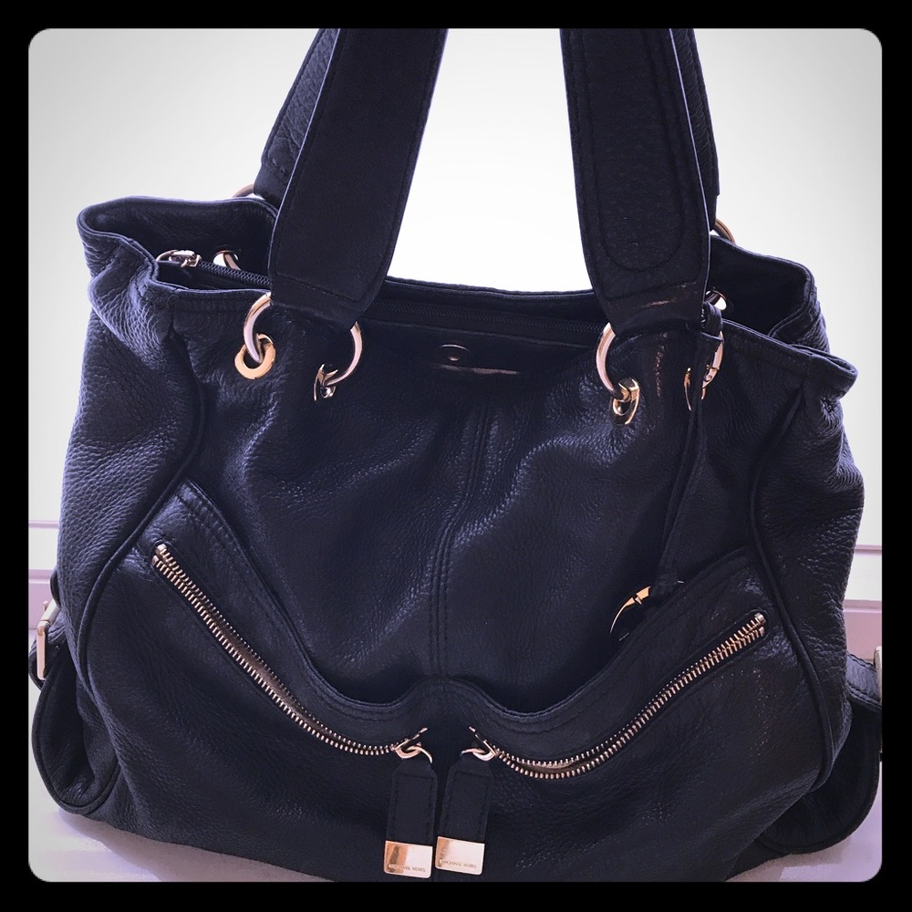 Black/gold Michael Kors shoulder bag