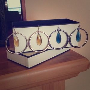 Lot of 2 Jessica Simpson Large Round Earrings EUC