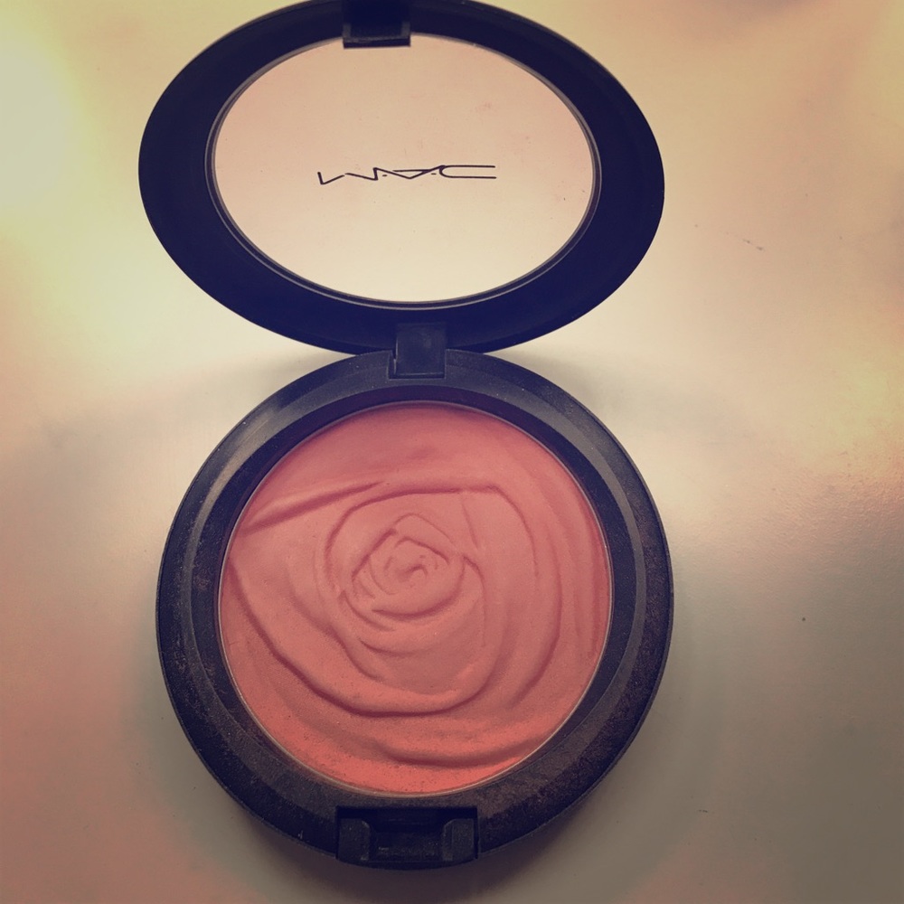 MAC Limited Edition Powder