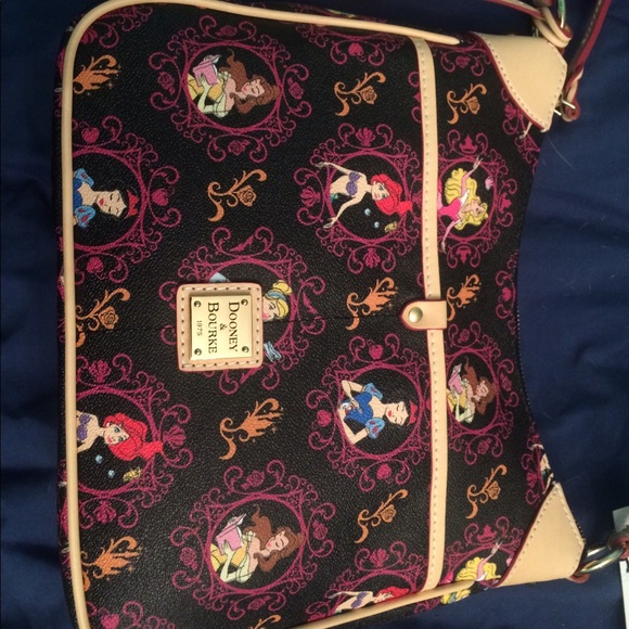 NWT Disney Dooney Princess crossbody and wallet - Picture 6 of 7