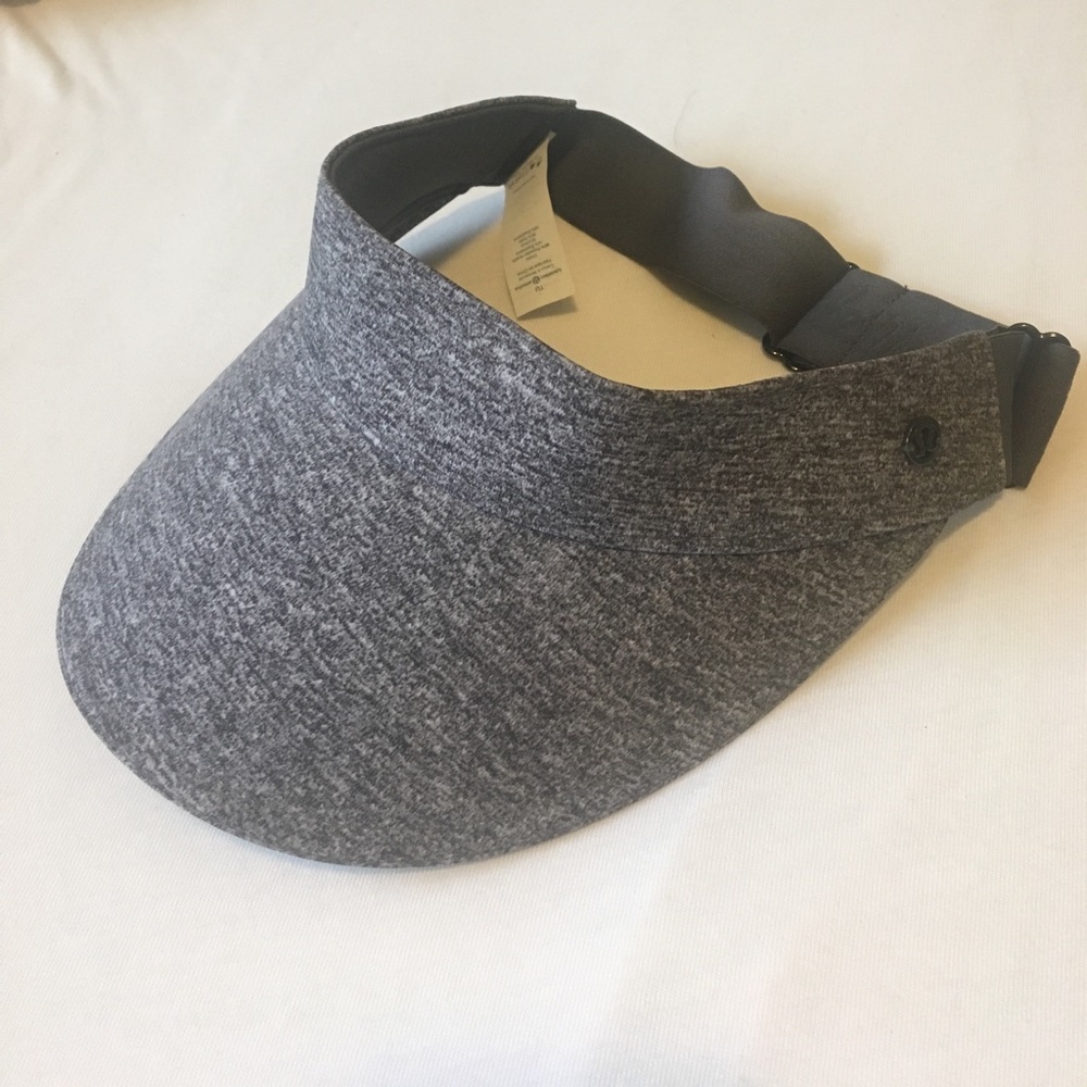 NWOT Lululemon gray visor headband