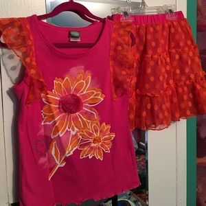 NWOT - Sleeveless top and skirt set - size 8