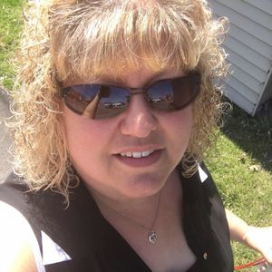 Meet your Posher, Christina