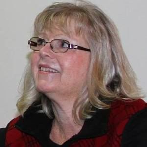 Meet your Posher, Janel