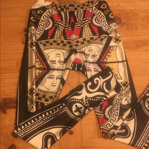 Queen of Hearts Leggings
