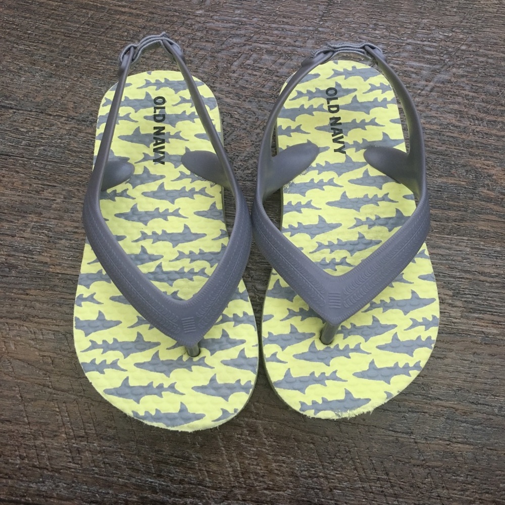 Kids flip flops