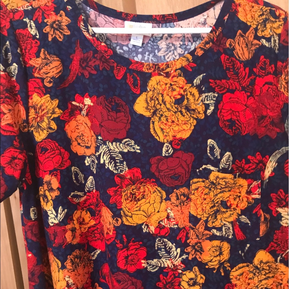 Lularoe Carly