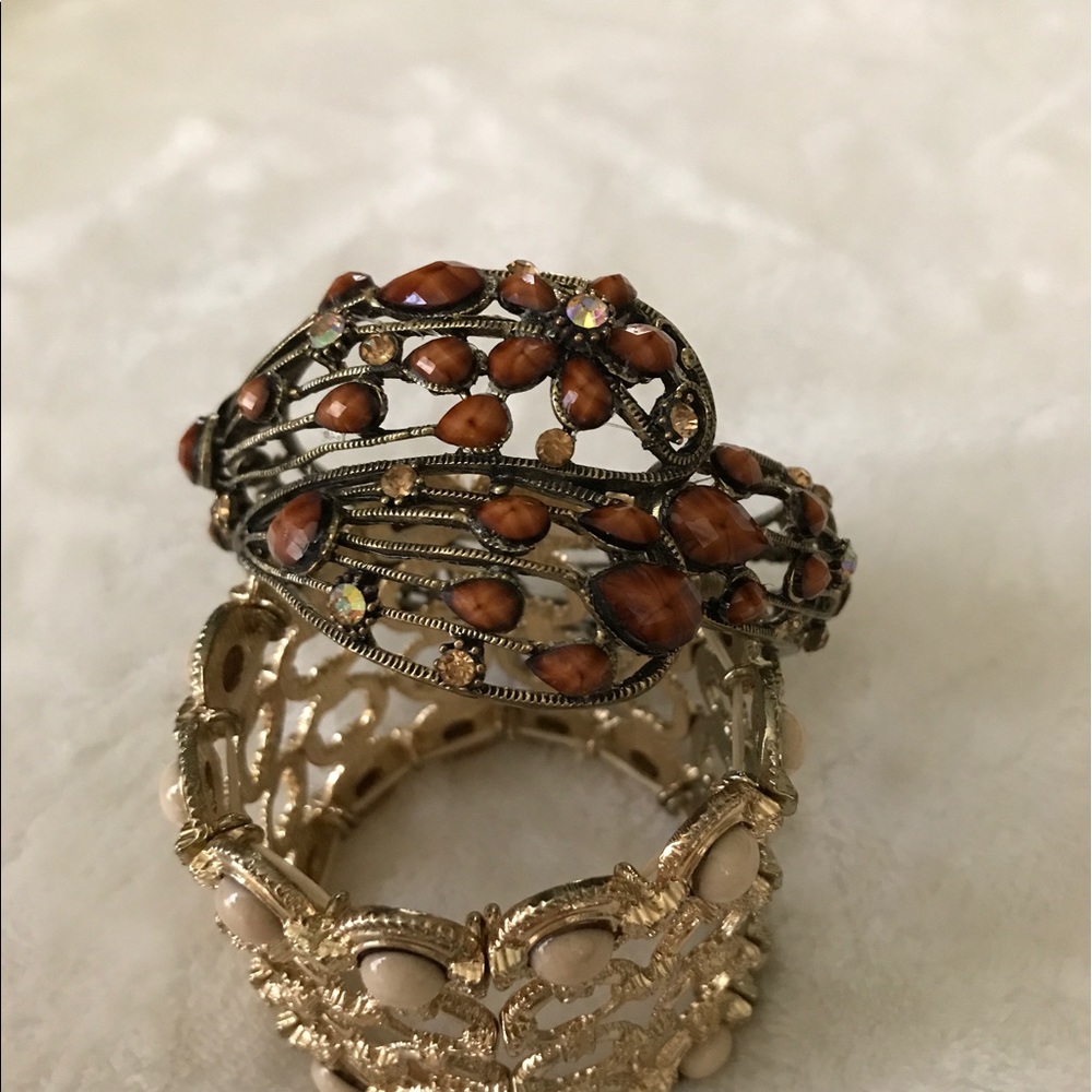Bracelet brown stones and crystal
